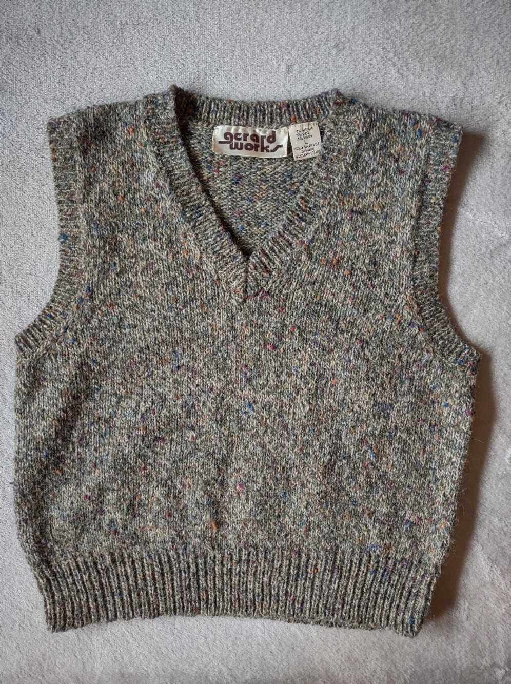 Vintage Gerard Works Wool Blend Sweater Vest Womens L Gray Speckled V-Neck